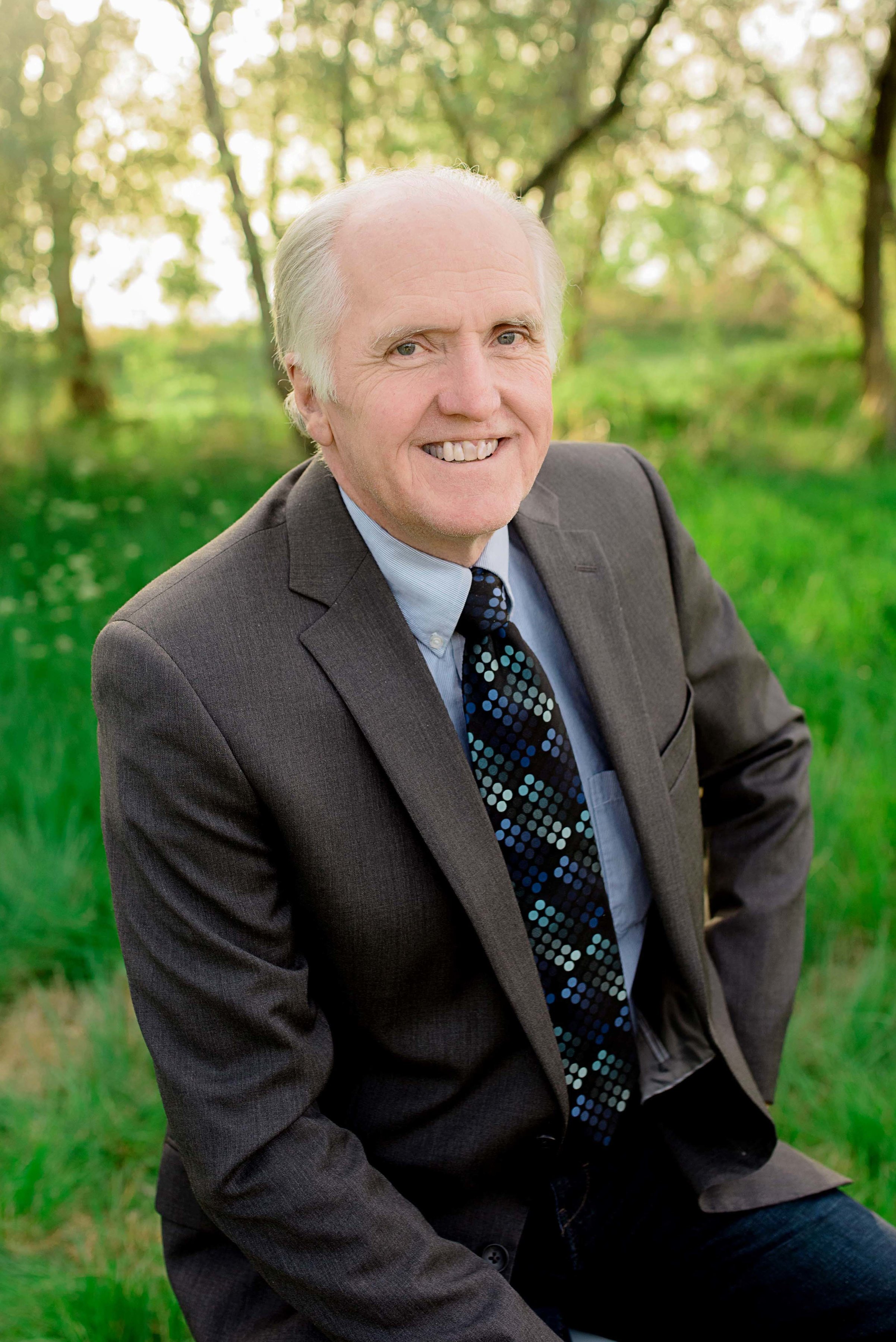 Mr Gary E Freeman