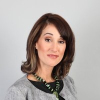 Ms Jonelle H Vold