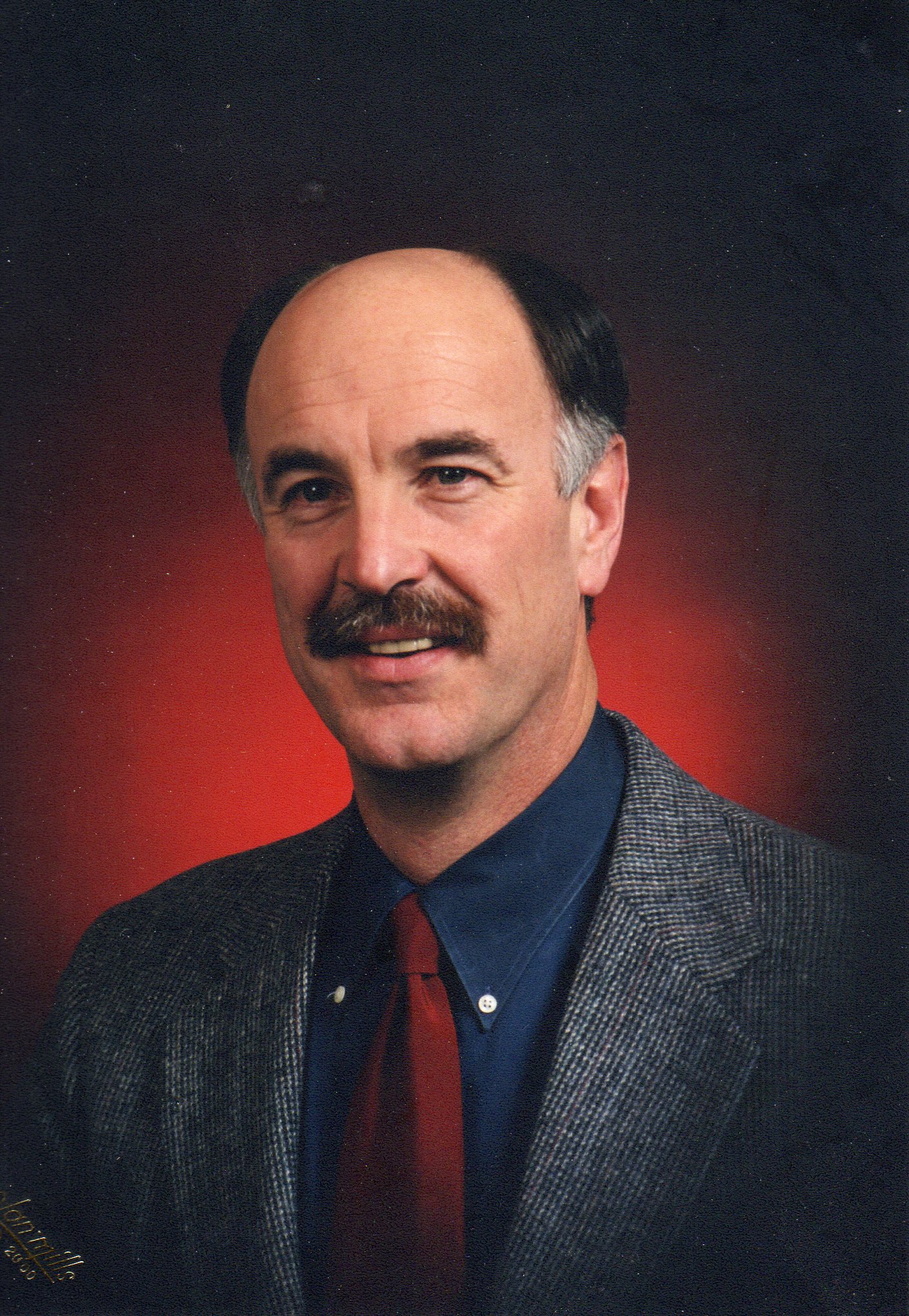 Mr William F Pascoe