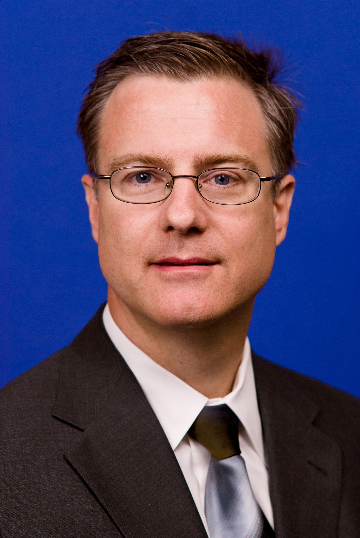 Mr Robert Ashley