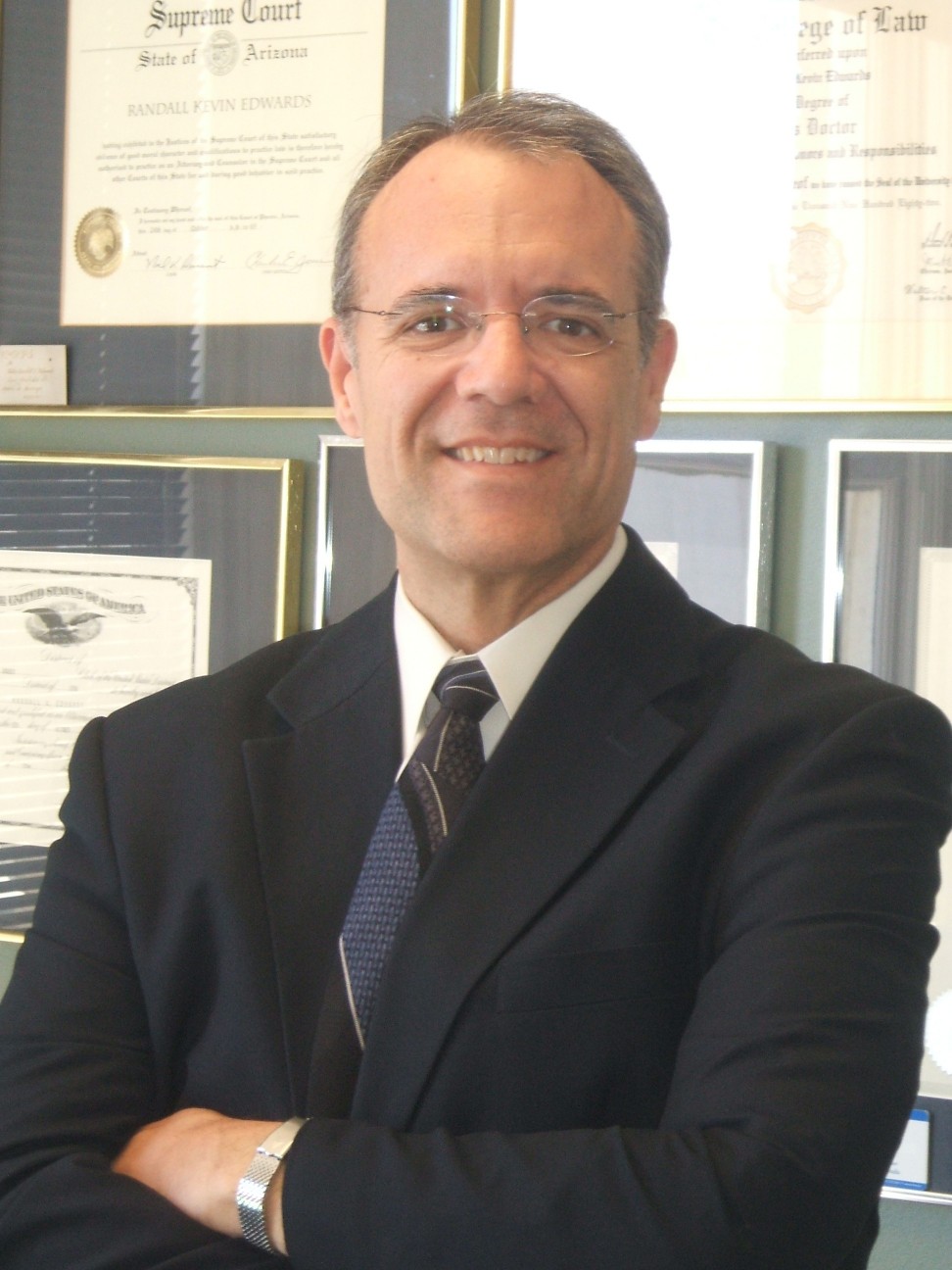 Mr Randall K Edwards