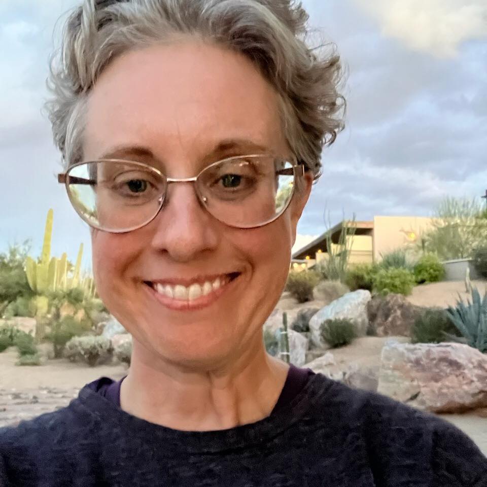 Ms Amanda Denise Lauer