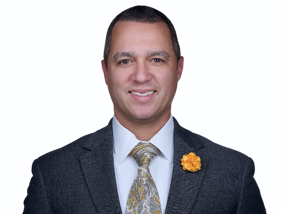 Mr Carlos J Betancourt-Morales
