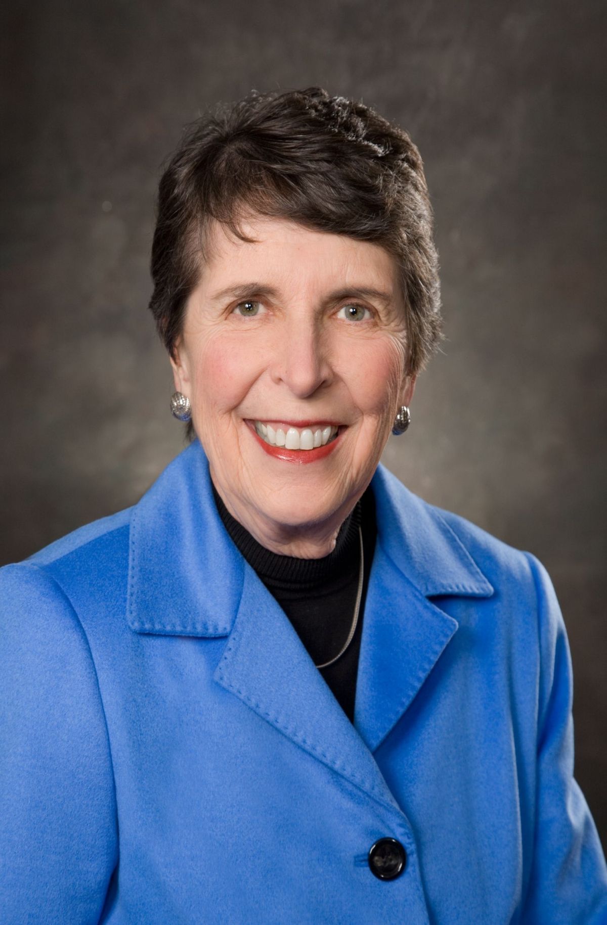 Hon Mary M Schroeder