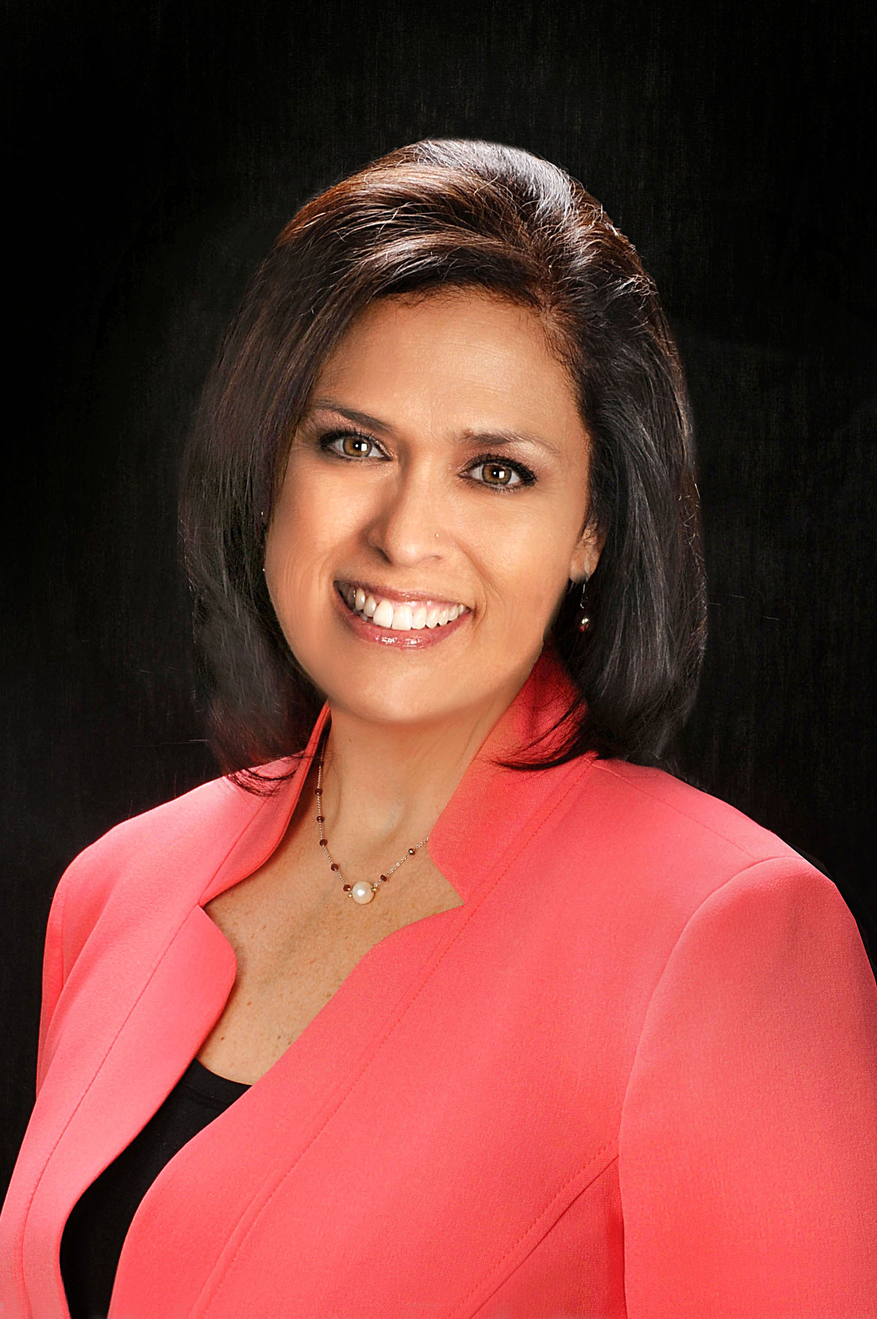 Ms Cynthia R Estrella