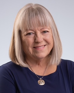 Ms Lisa W Larkin Esq