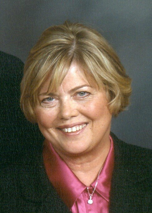 Mrs Diane D Hienton Jd
