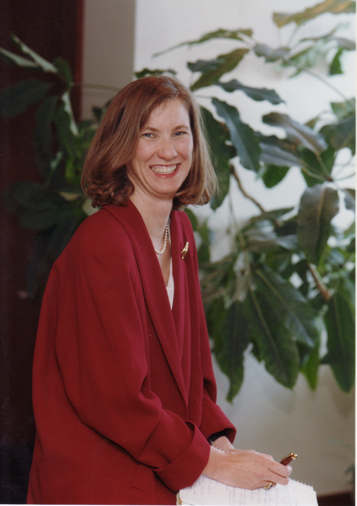 Ms Elizabeth A McFarland