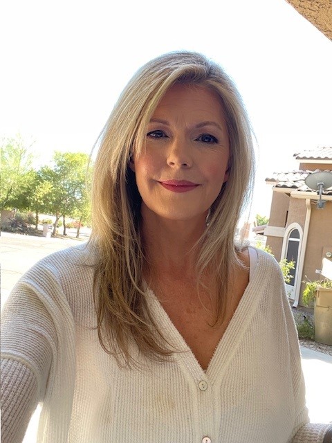 Ms Christina M Noyes