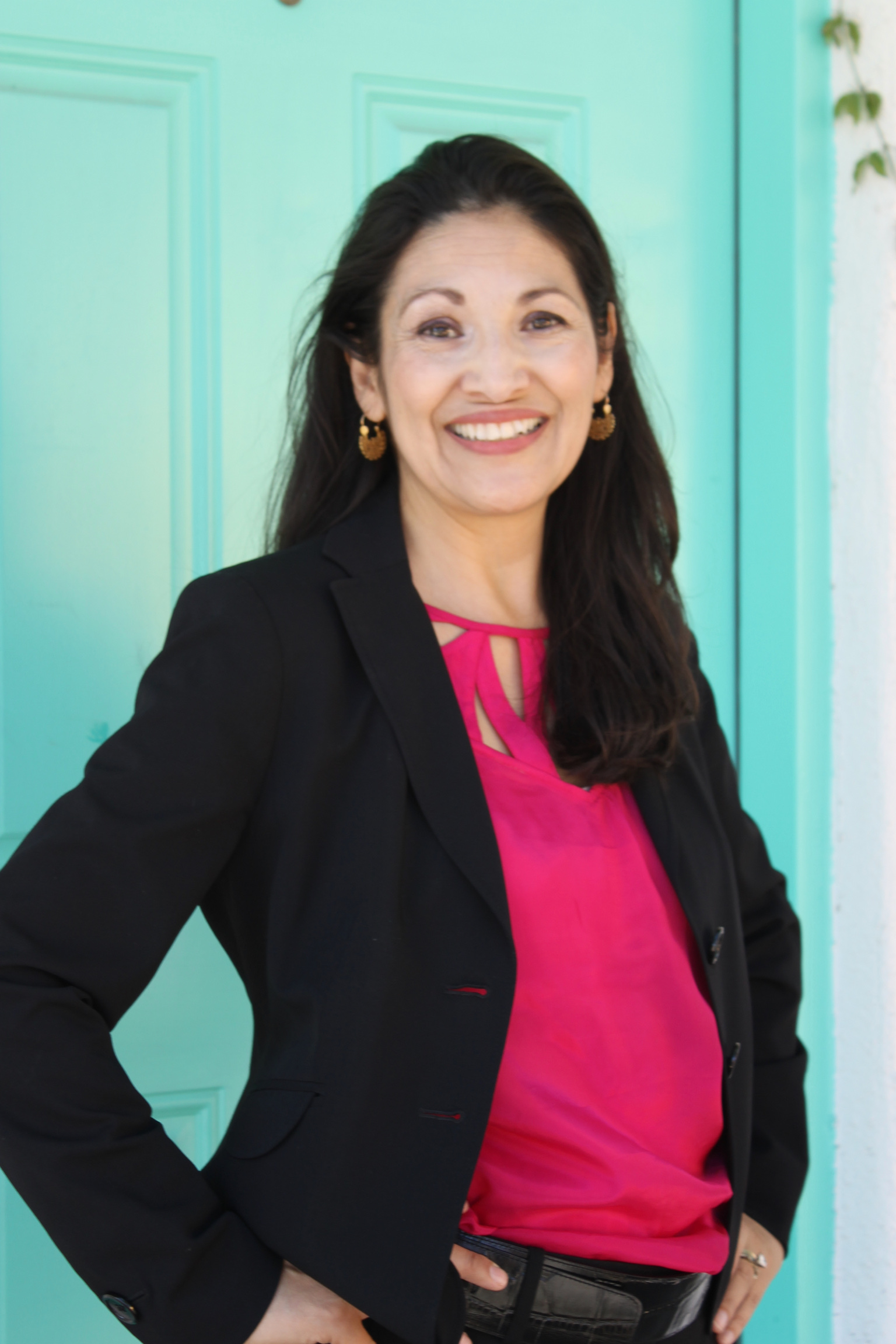 Ms D Erendira Castillo-Reina Esq