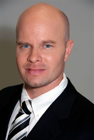Mr David J Shtogren