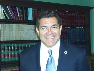 Mr Louis A de Leon