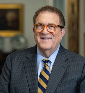 Mr Martin R Galbut