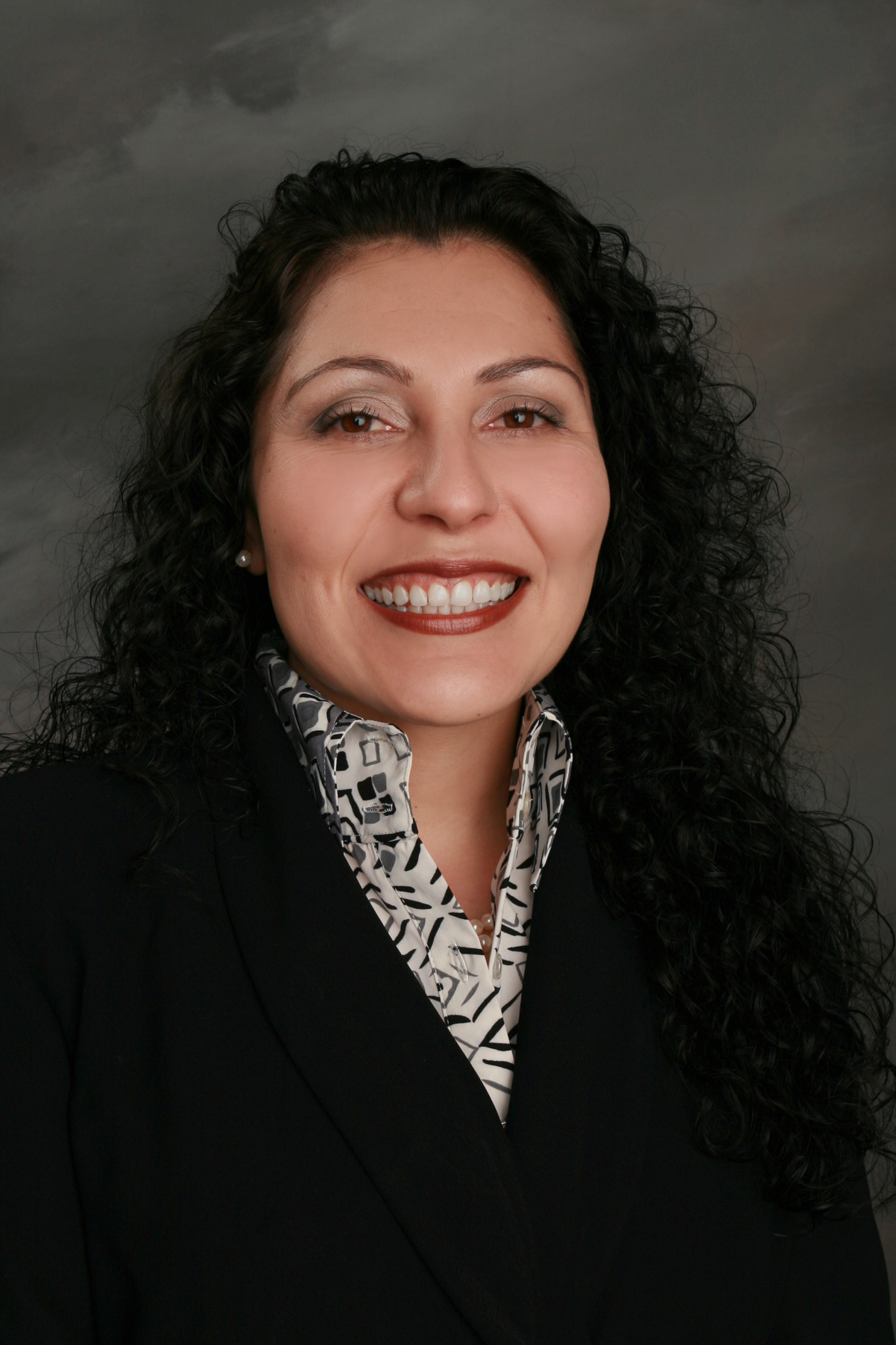 Ms Leticia Marquez