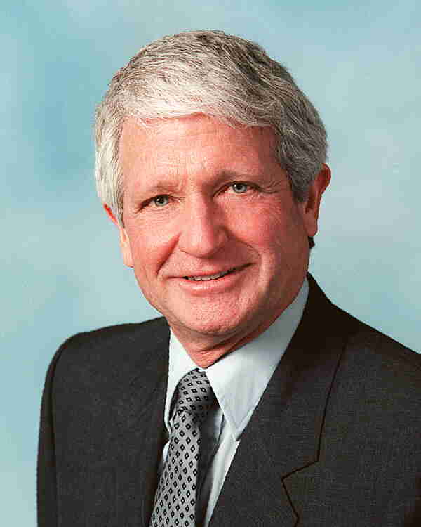 Dr Richard W Morris