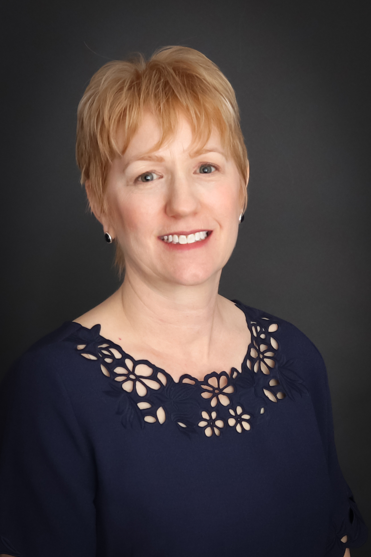 Ms Jenny J Winkler