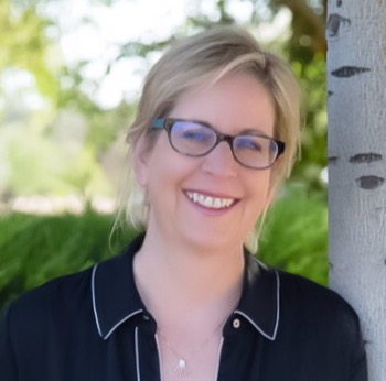 Ms Jennifer Lynn Kupiszewski