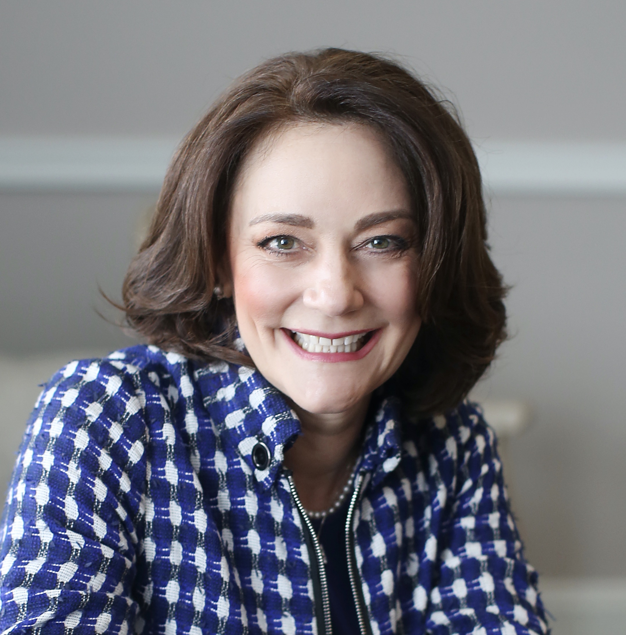 Ms Cynthia P Moehring
