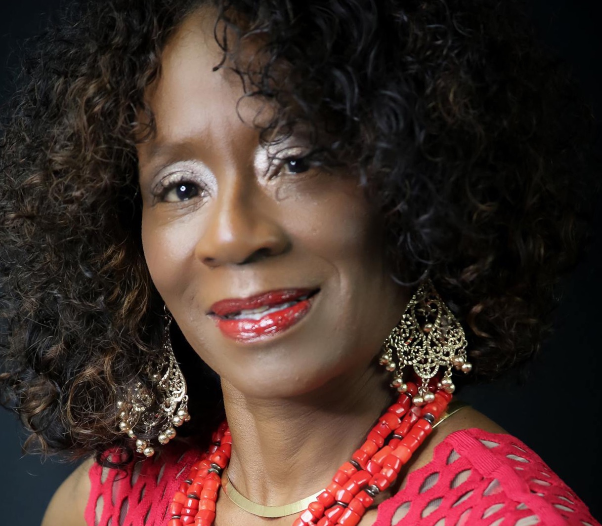 Ms Anita L Royal