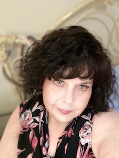 Ms Lisa Marie Martin