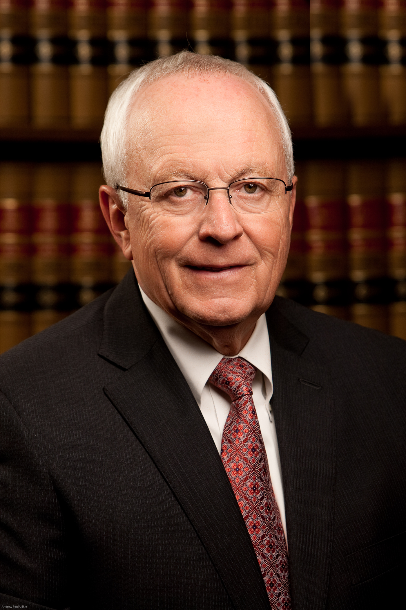 Mr Donald G Isaacson