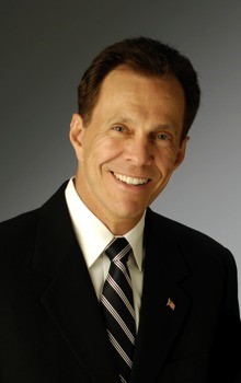 Mr Walter L Henderson
